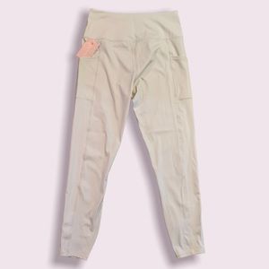 Nude leggings with pockets!!